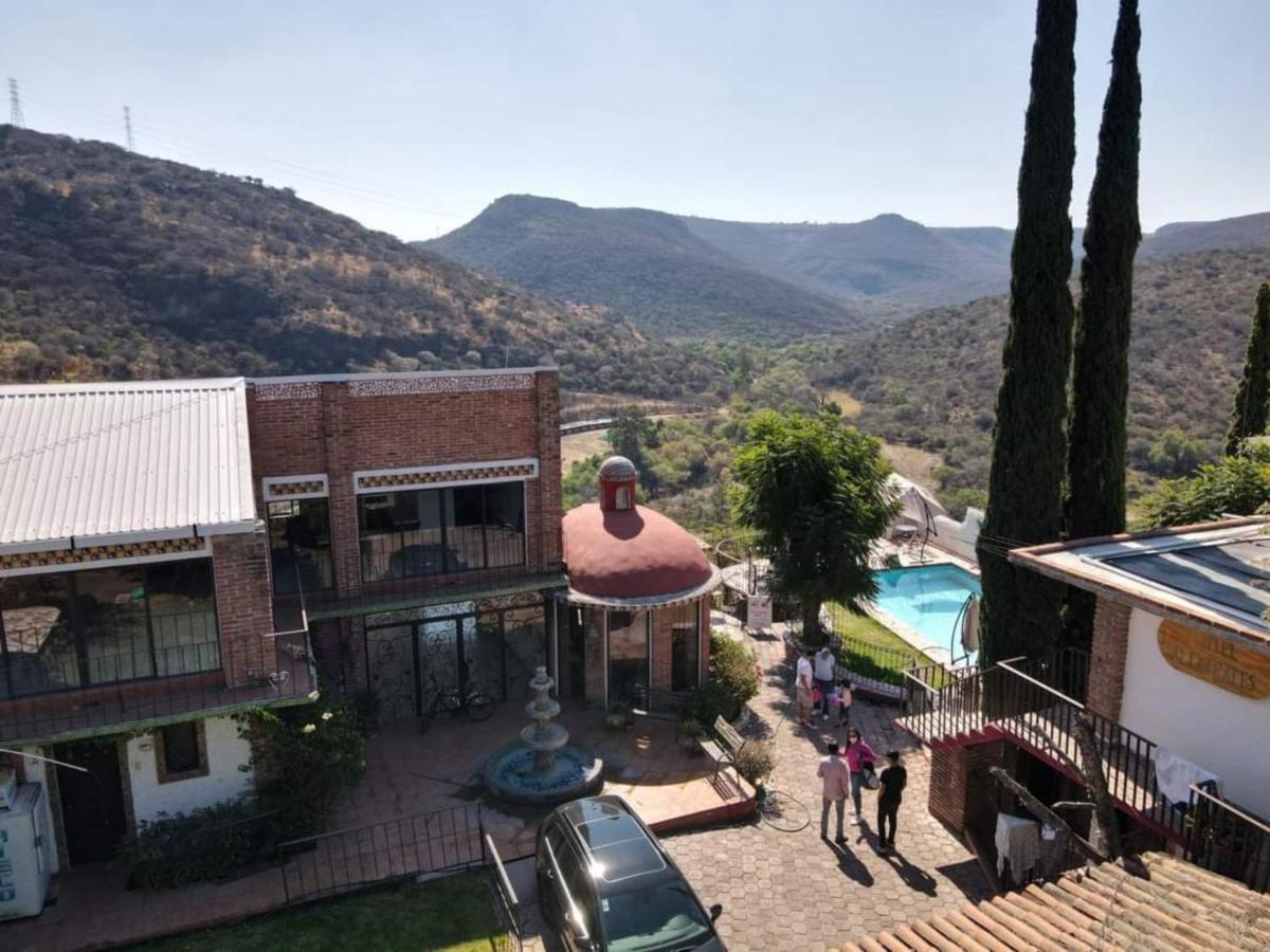 Hotel Alcatraces El Pueblito  Exterior photo